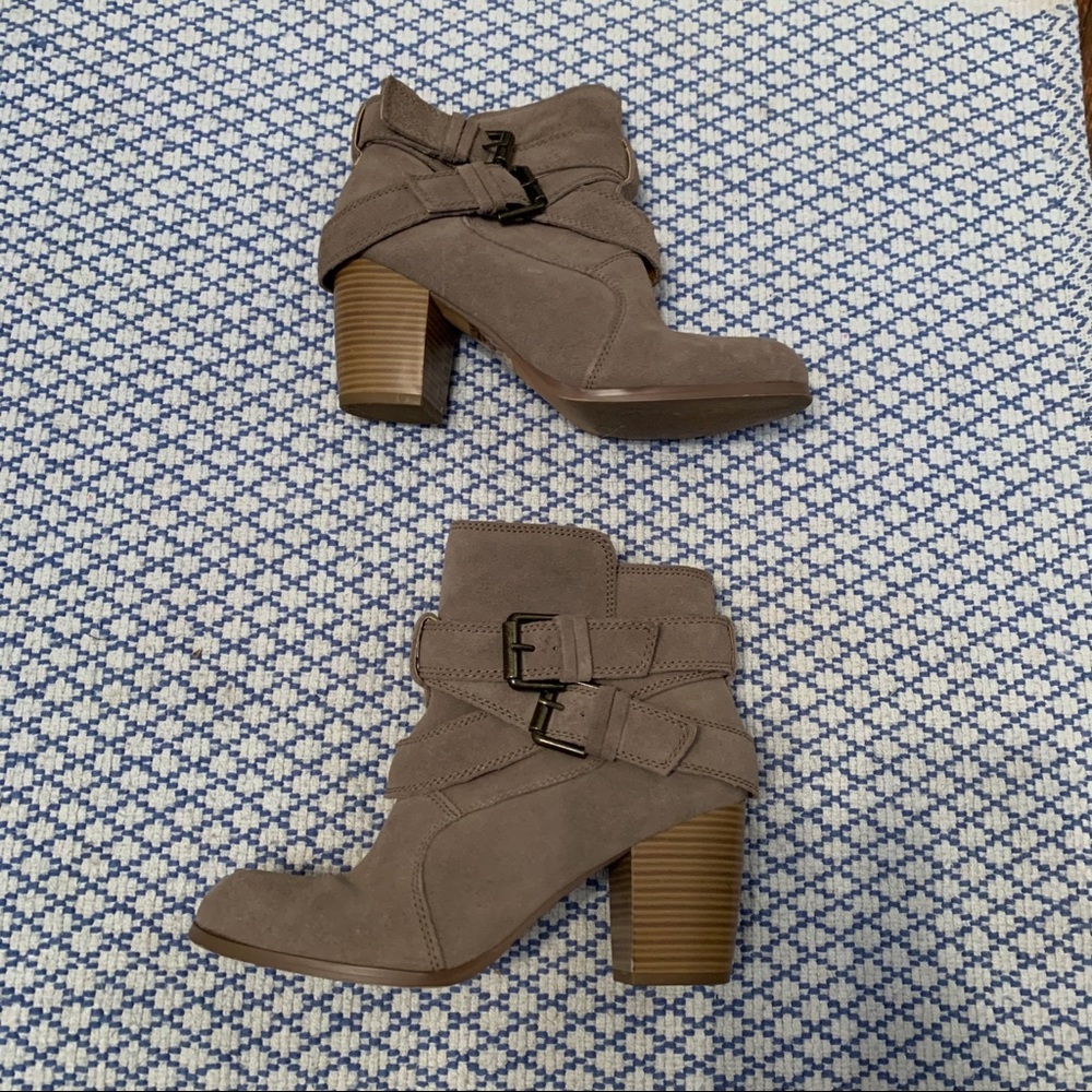 Mossimo ankle boots Charcoal 8 1/2
